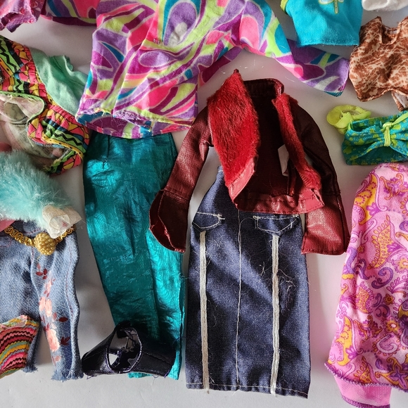 Vintage Lot of Barbie Doll Clothes Outfits Clothing Dress 80s 90s 1990s Barbies - Picture 2 of 10